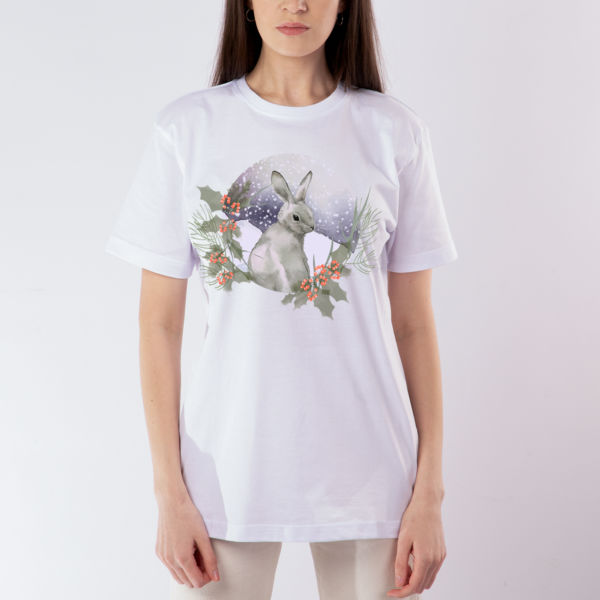 Белая плотная женская футболка с Зайцем в акварельном стиле