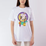 Белая плотная женская футболка с Зайцем на Луне